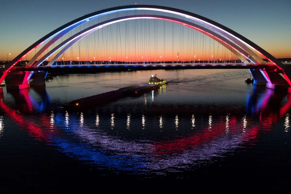 Downtown Davenport, Iowa skyline