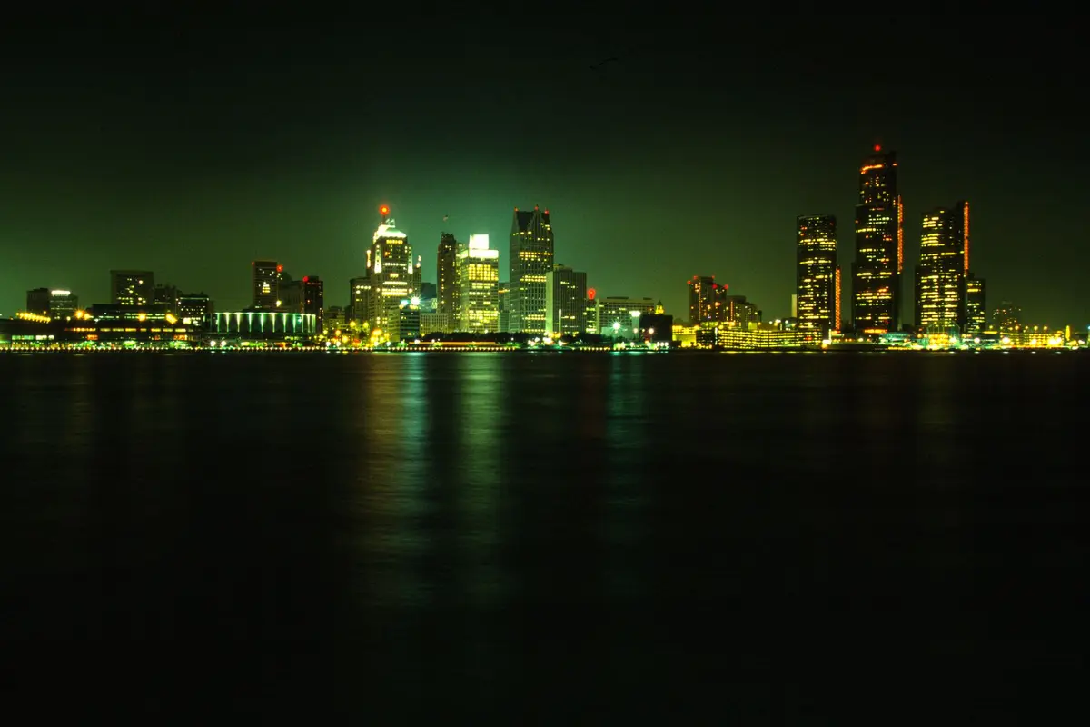 Detroit, Michigan skyline at night