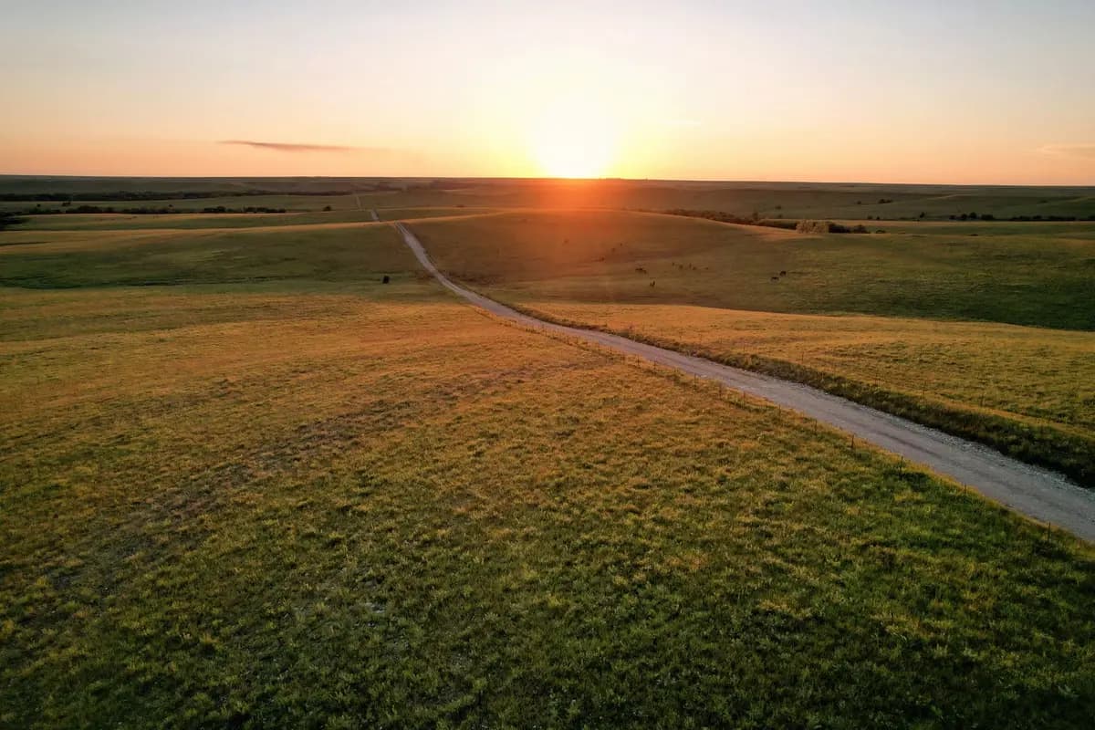 A wide Kansas landscape
