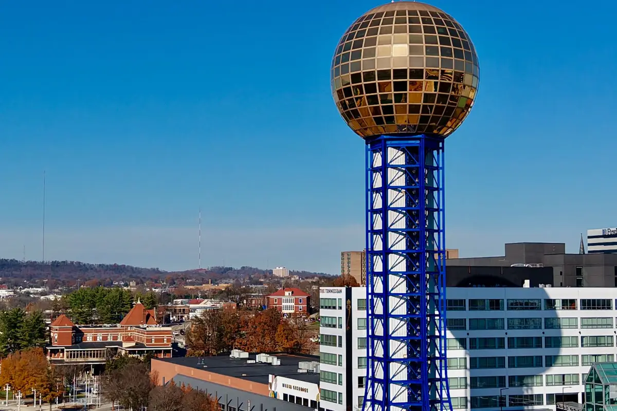 Knoxville, Tennessee skyline at night