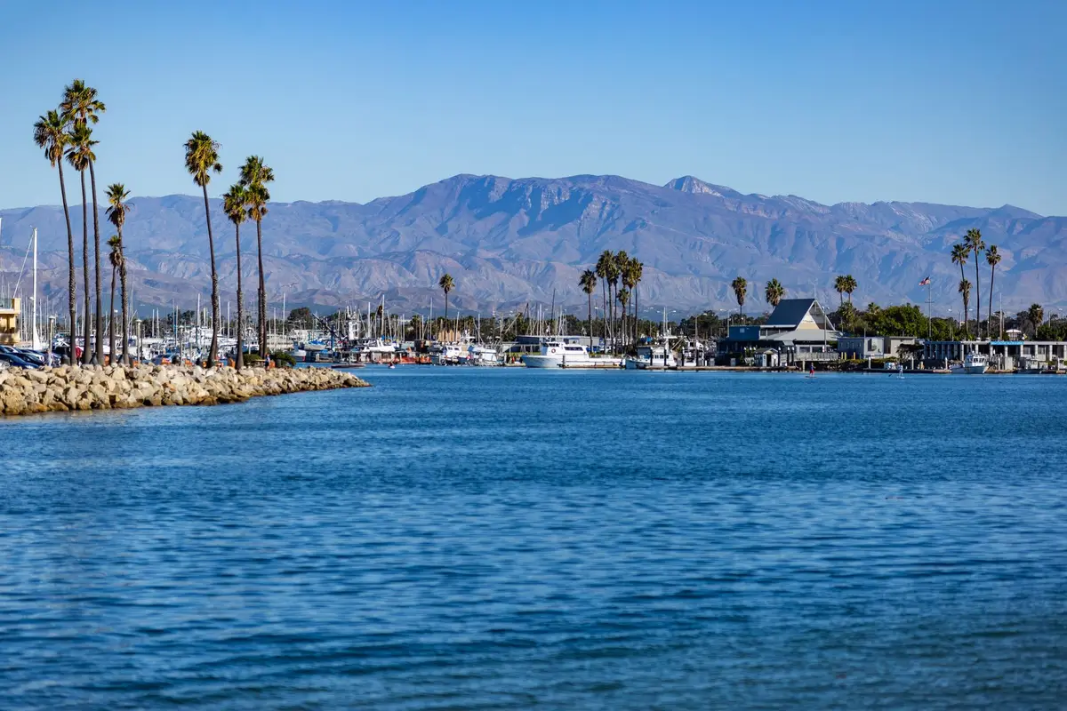 Downtown Oxnard, California street scene