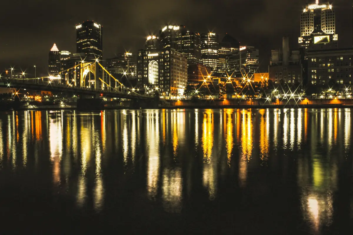 Pittsburgh, Pennsylvania skyline at night
