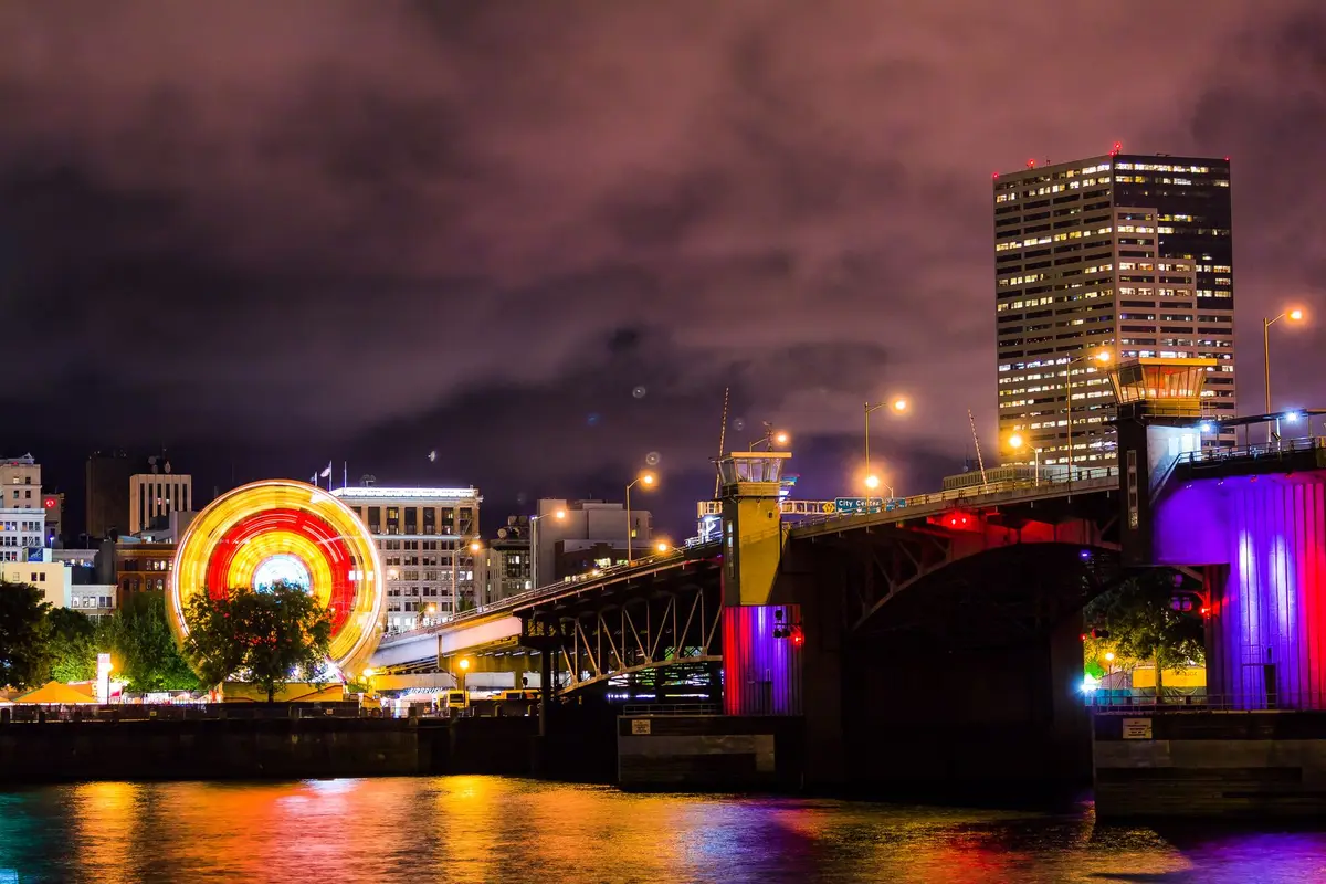 Portland, Oregon skyline at night