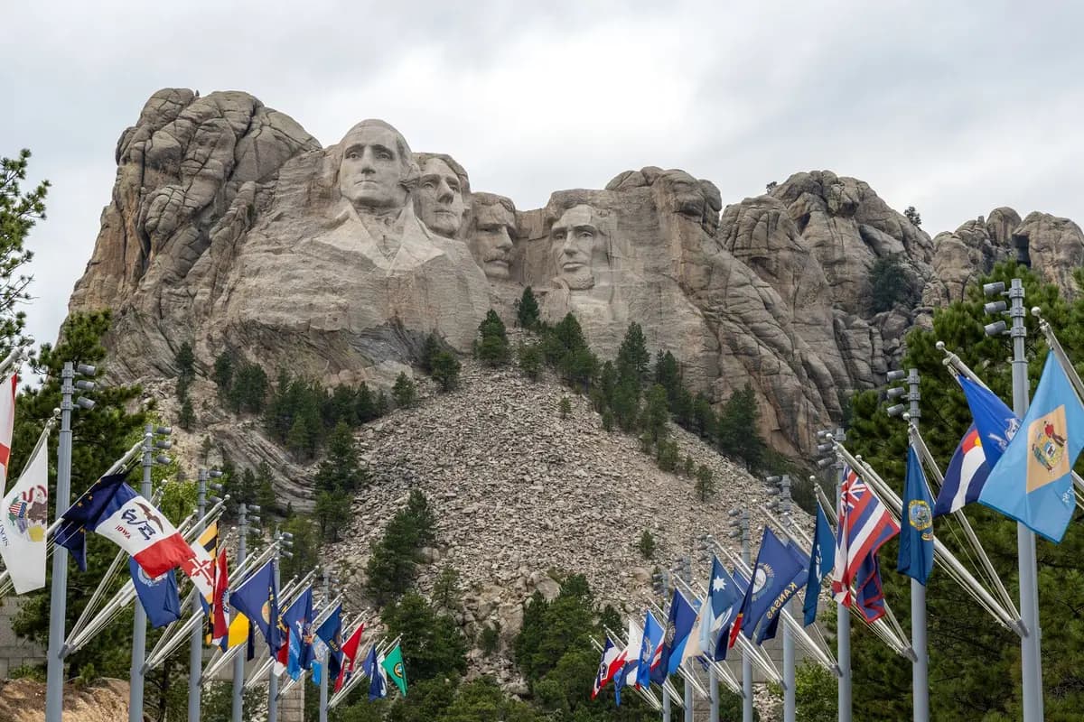 The South Dakota state flag