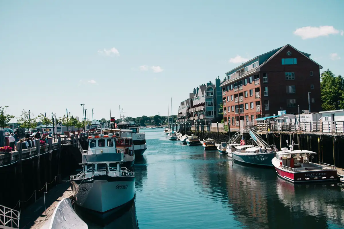 Modern architecture in South Portland, Maine