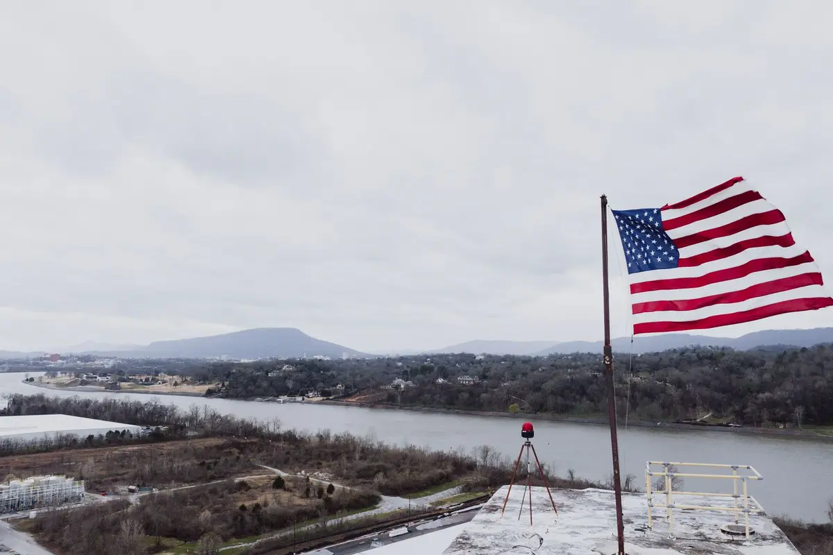 The Tennessee state flag
